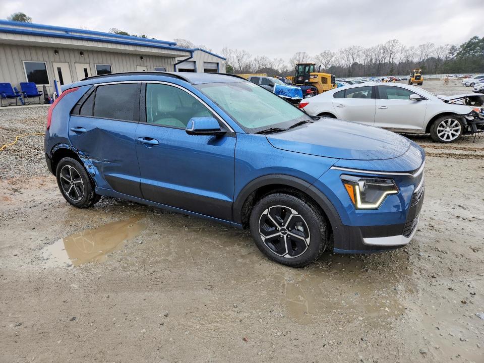 2025 KIA Niro ex