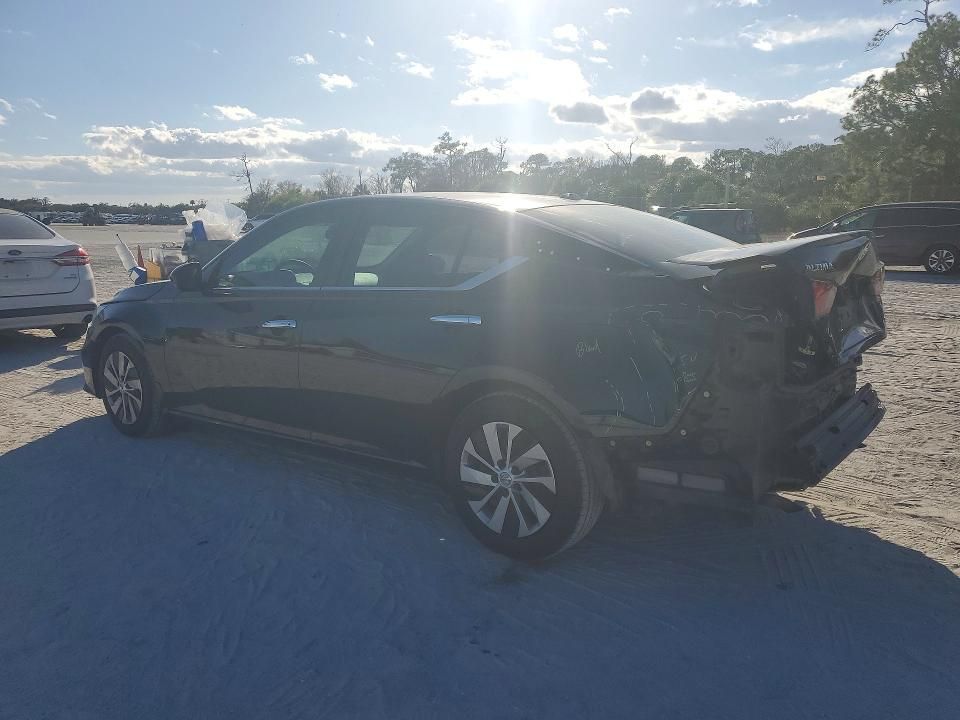 2020 Nissan Altima s