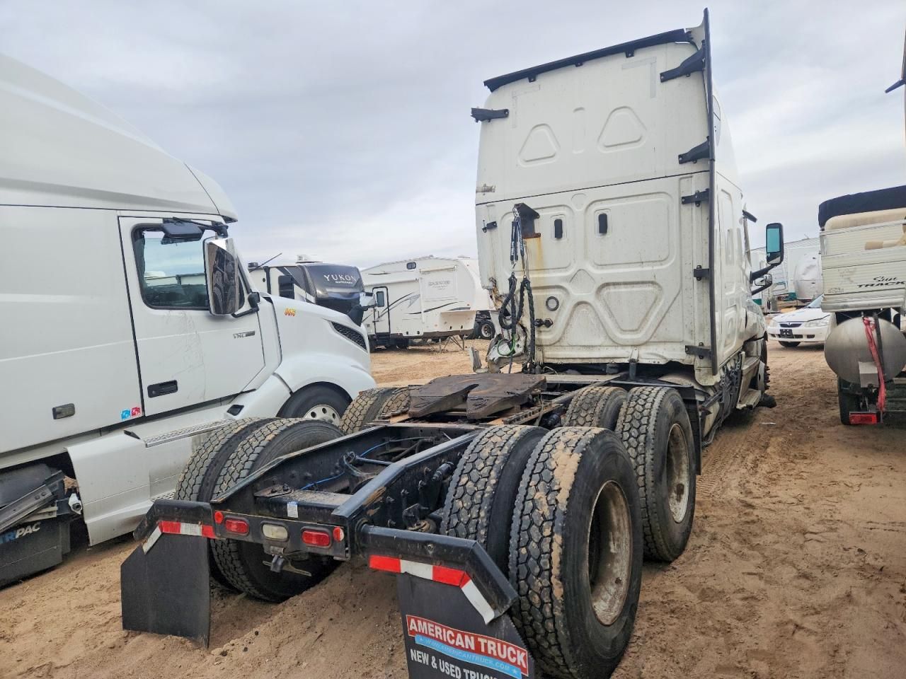 2021 Freightliner Cascadia 126