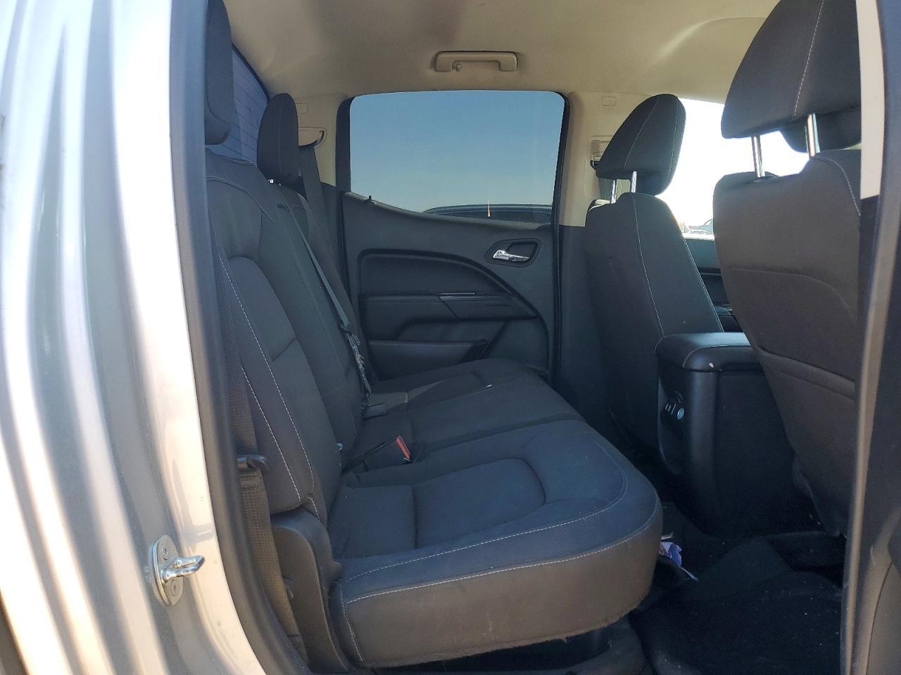 2017 GMC Canyon SLE