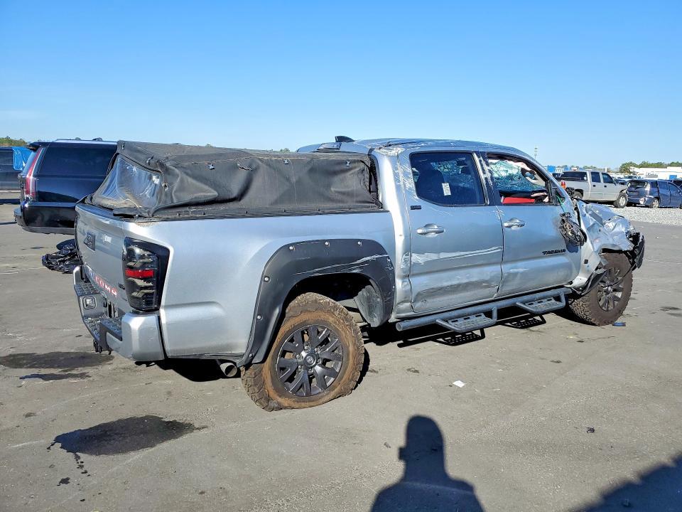 2022 Toyota Tacoma SR5 V6