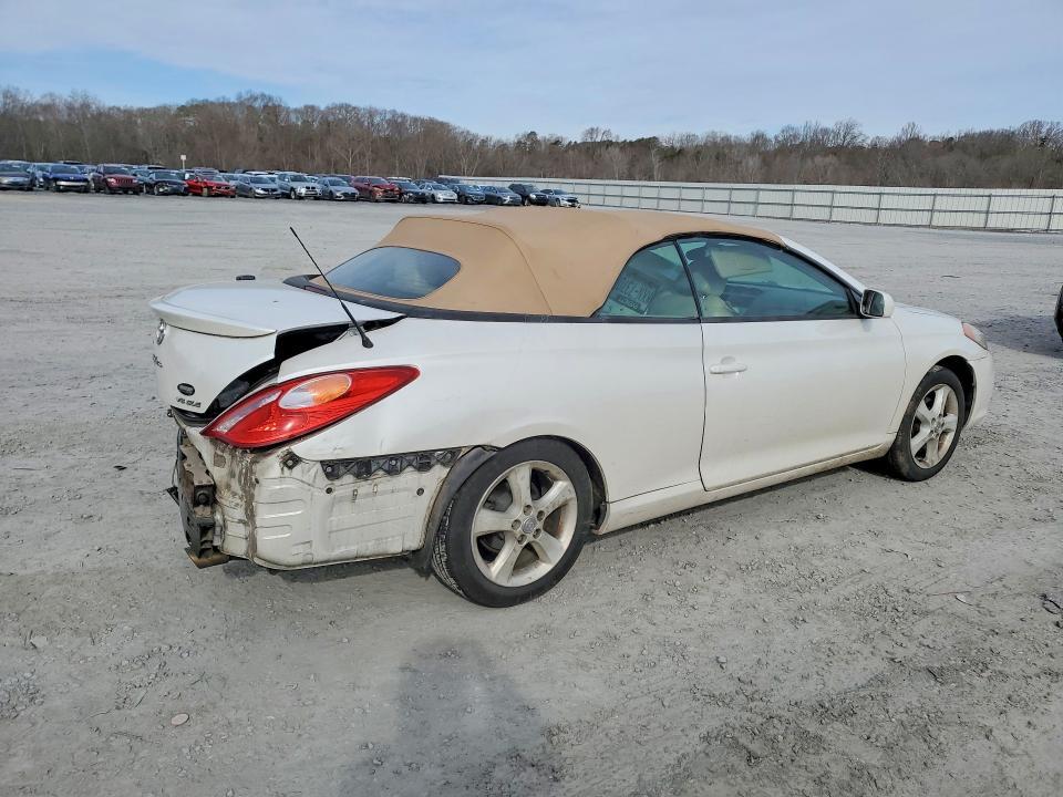 2005 Toyota Camry Solara sle V6