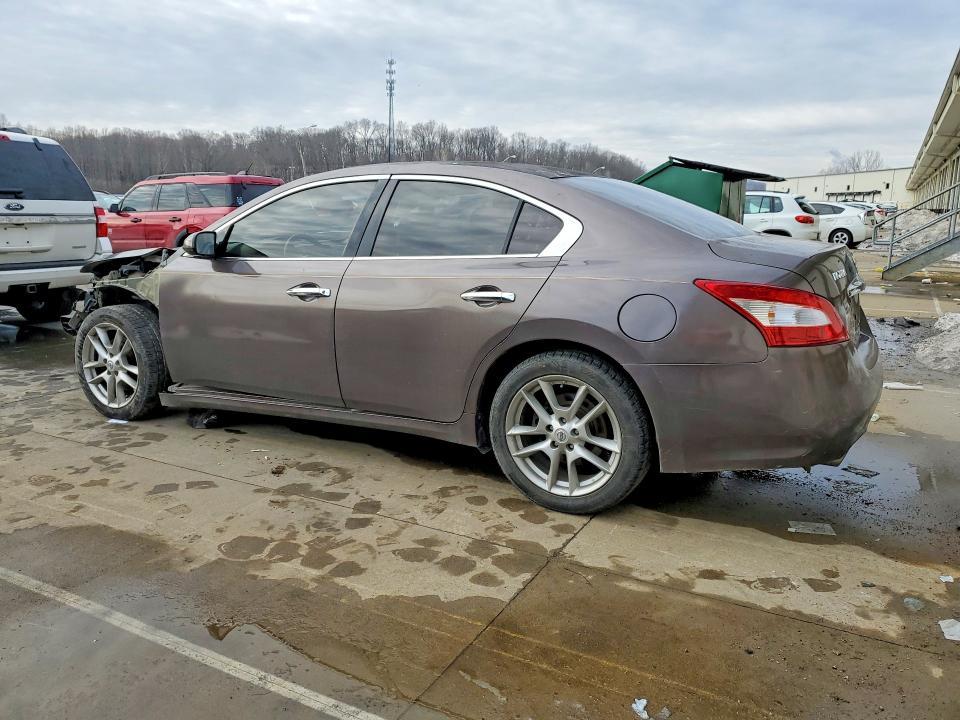 2012 Nissan Maxima s