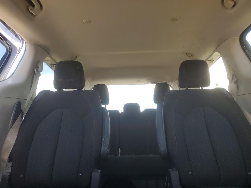 2017 Chrysler Pacifica lx