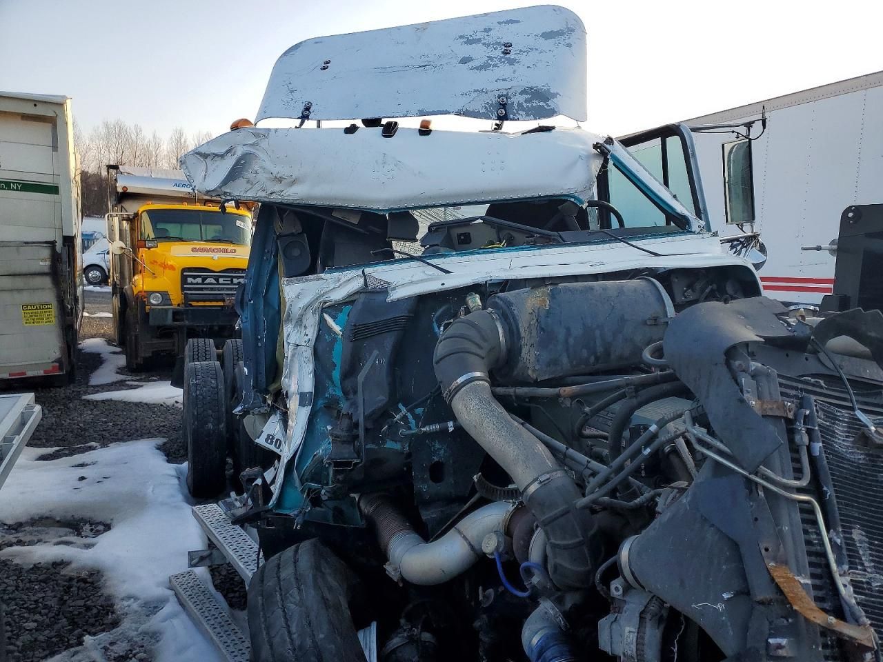 2003 Freightliner Convention-Trailer Other