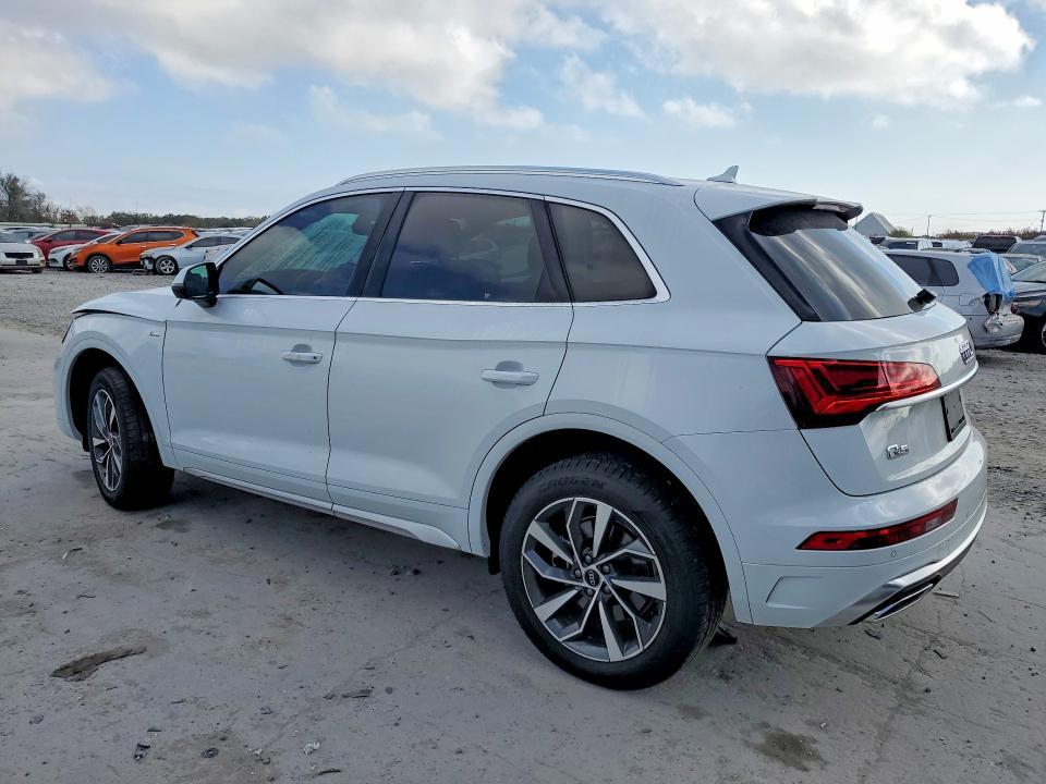 2025 Audi Q5 Premium 45