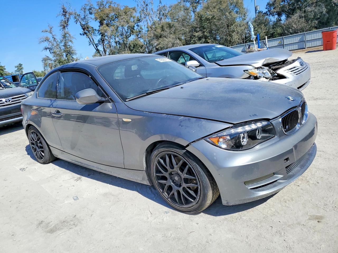2011 BMW 128 i