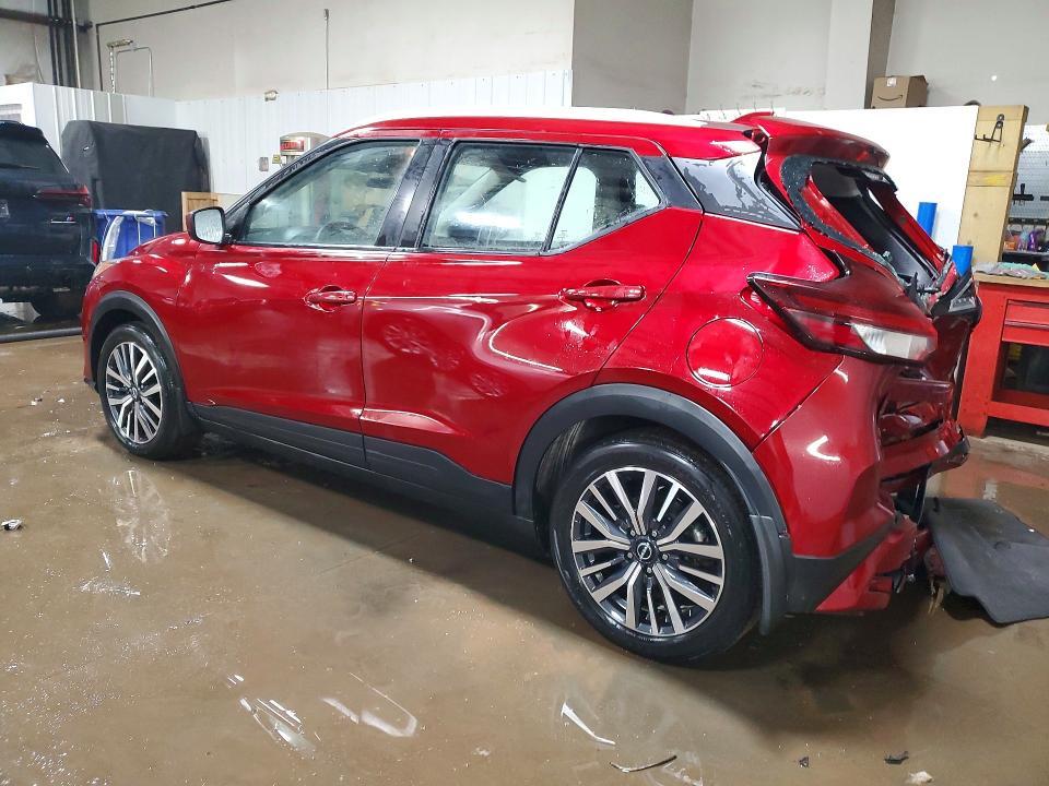 2022 Nissan Kicks sv