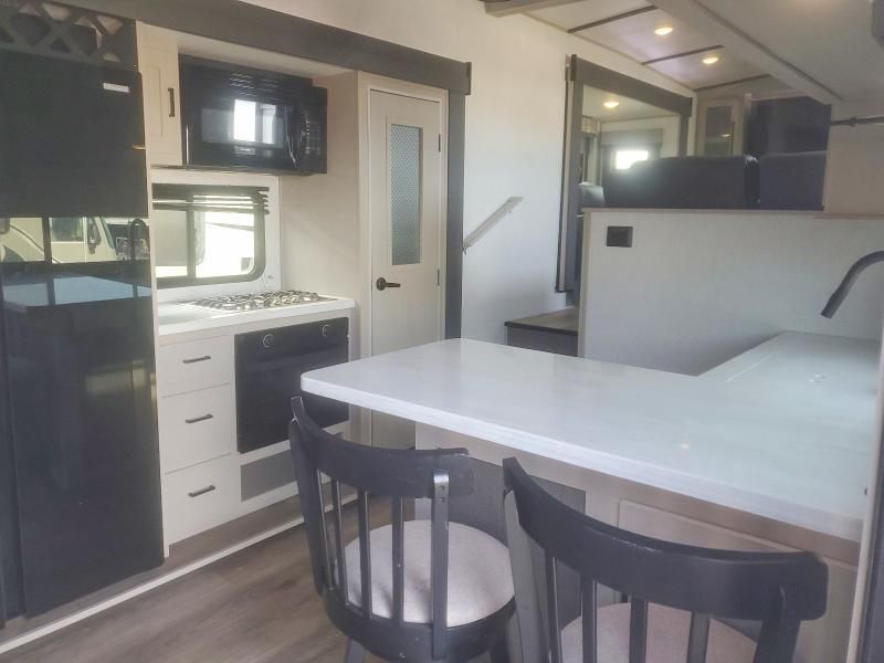 2023 Wildwood 2023 Forest River Salem Camper