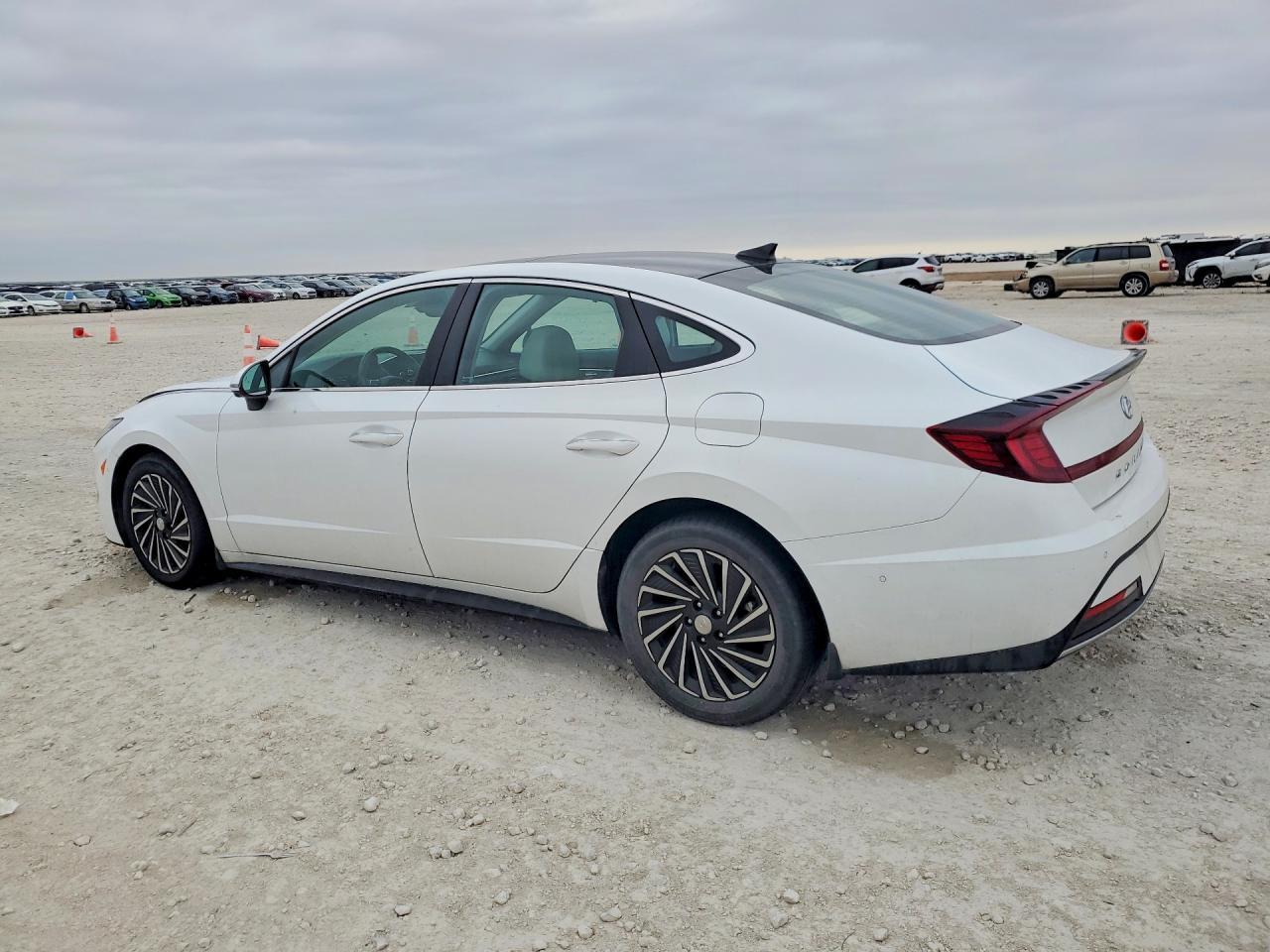 2022 Hyundai Sonata Hybrid