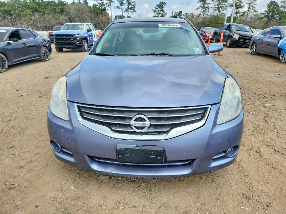 2011 Nissan Altima Base