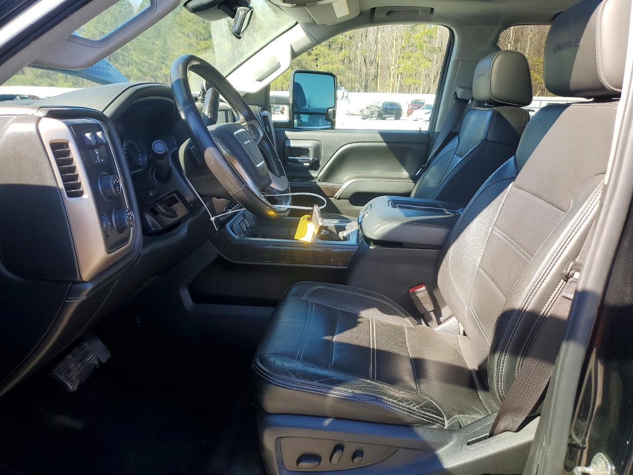 2015 GMC Sierra K2500 Denali
