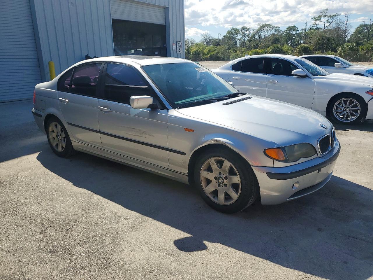 2003 BMW 325 i