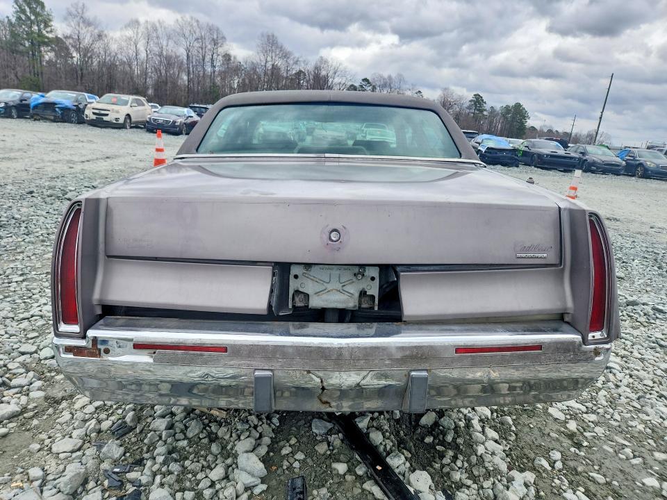 1994 Cadillac Fleetwood Base