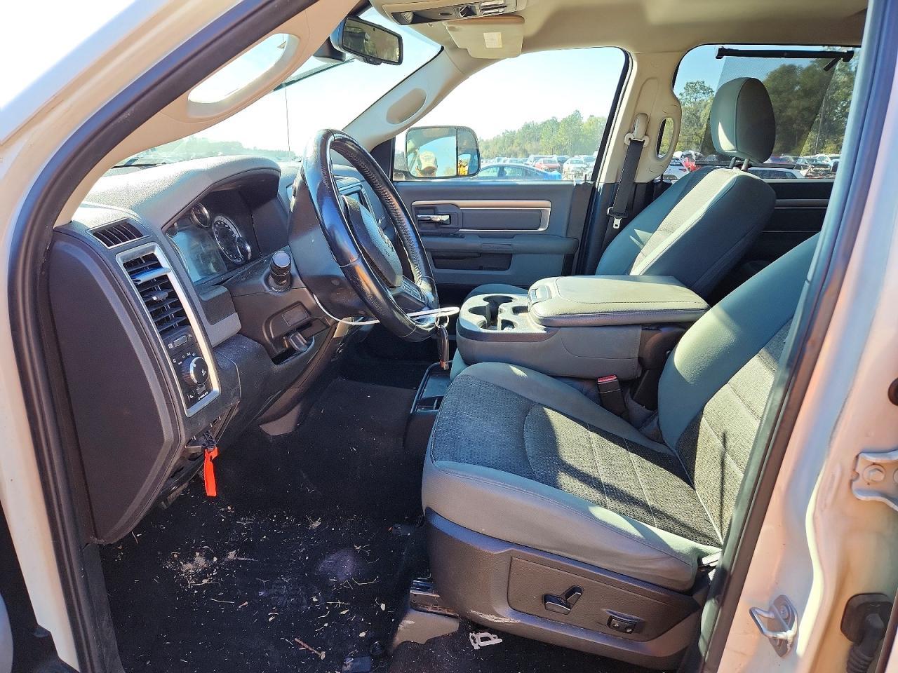 2016 Dodge RAM 1500 SLT