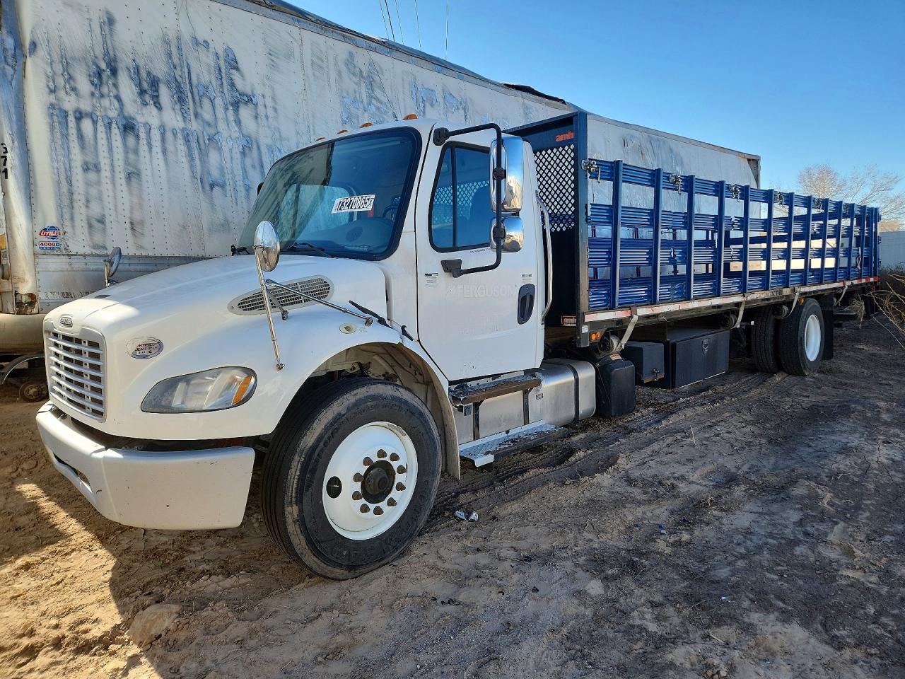 2016 Freightliner Business Class M2 Flatbed Truck