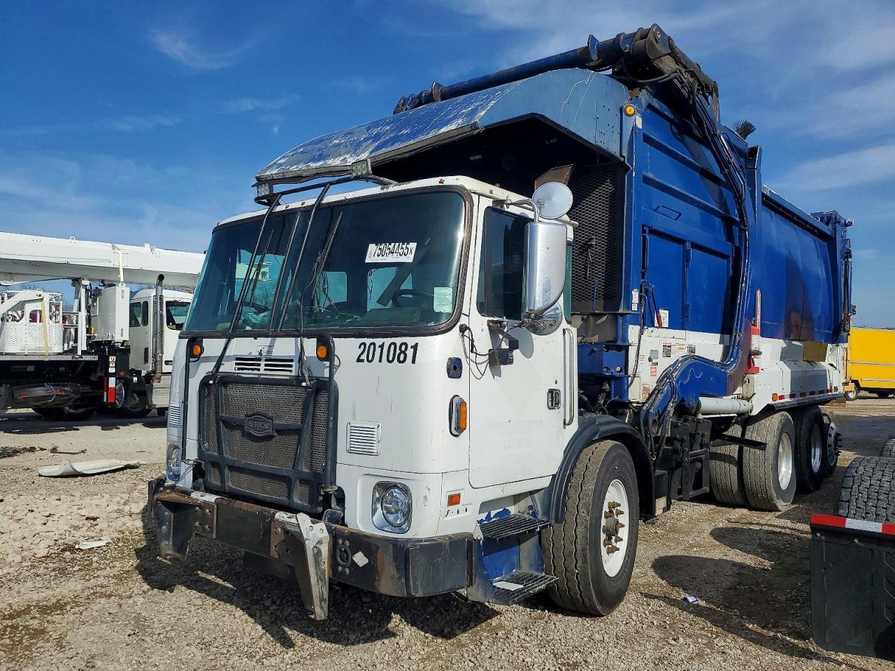 2015 Autocar Llc Xpeditor