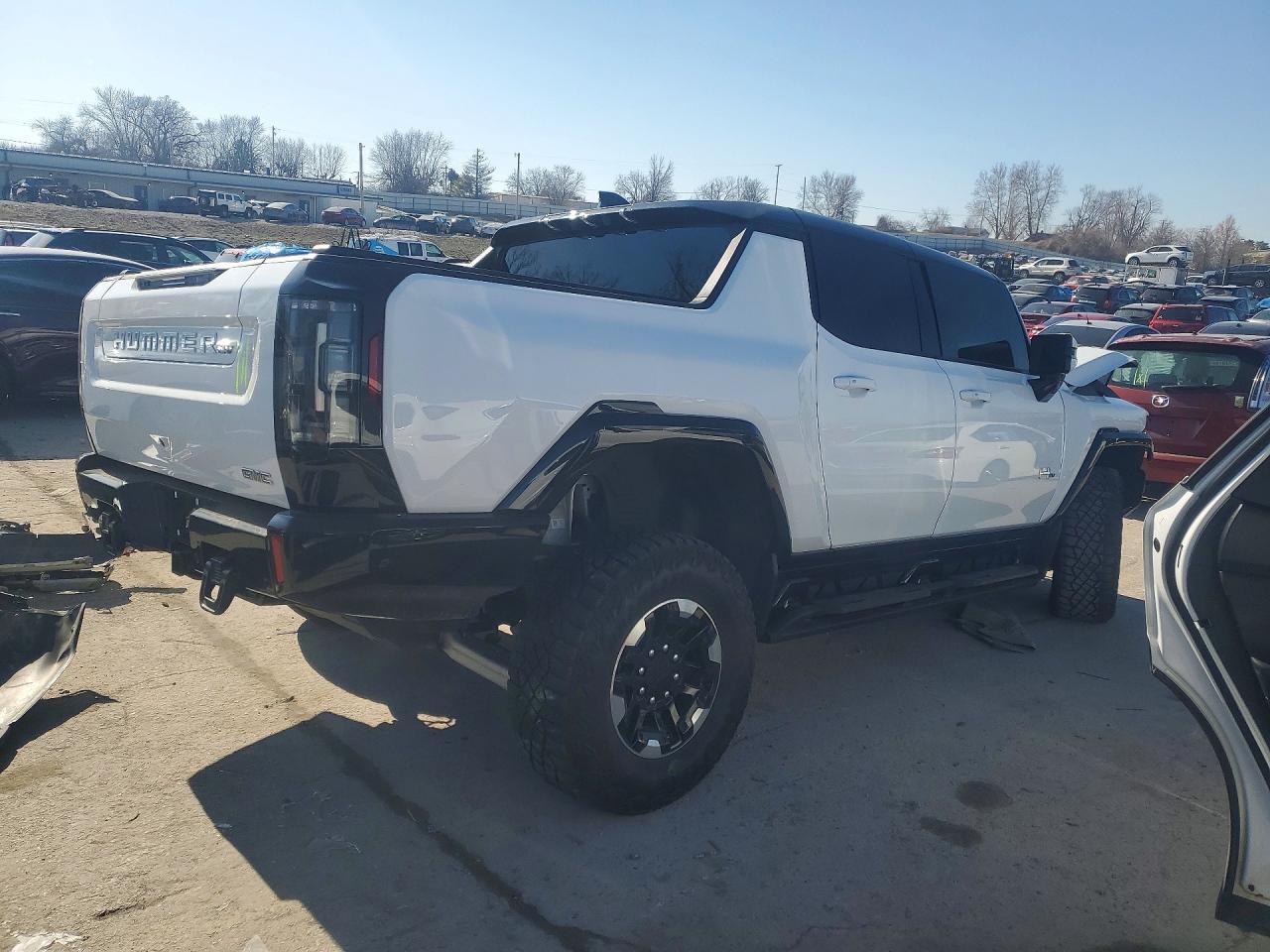 2022 GMC Hummer Pickup Edition 1