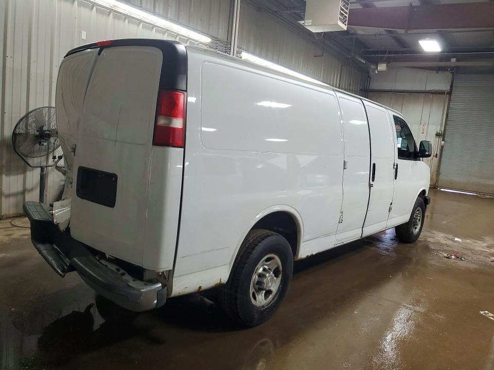 2013 Chev Express G2500