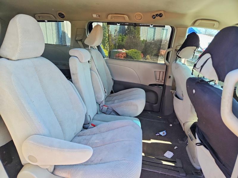2011 Toyota Sienna