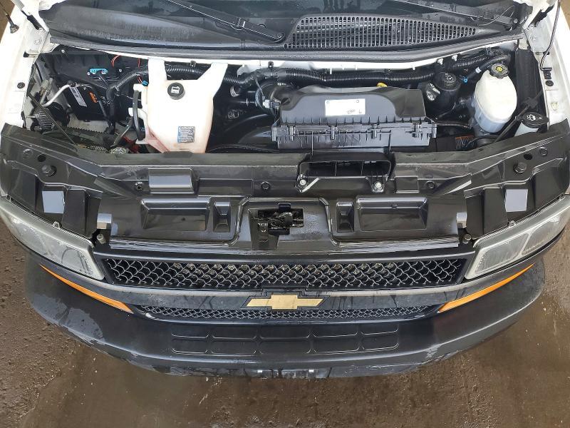 2021 Chevrolet Express G2500