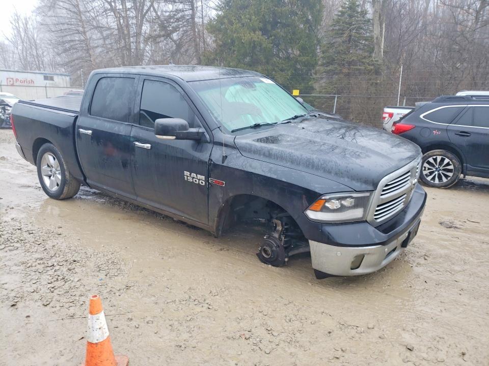 2016 Dodge RAM 1500 SLT