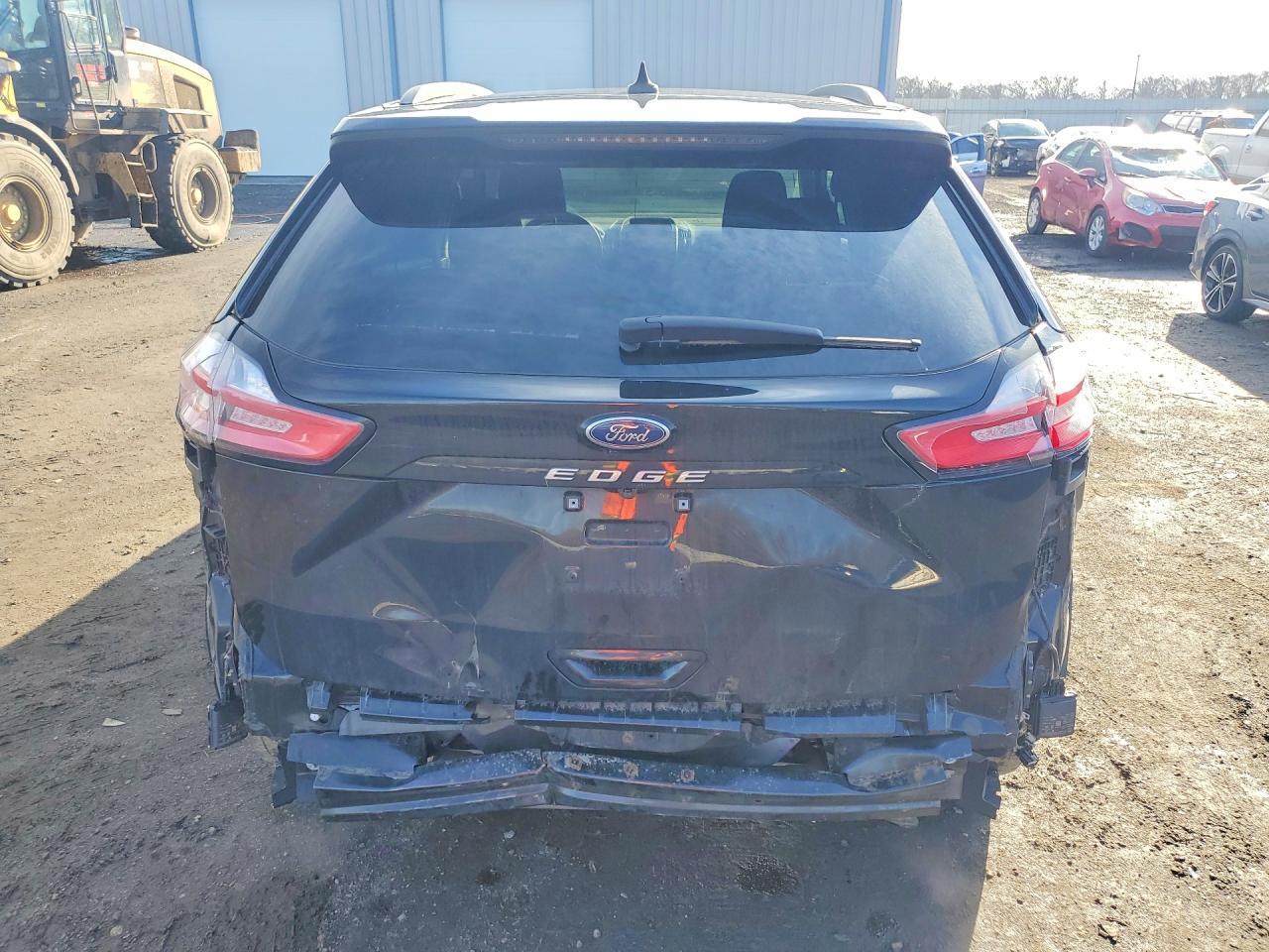 2021 Ford Edge se