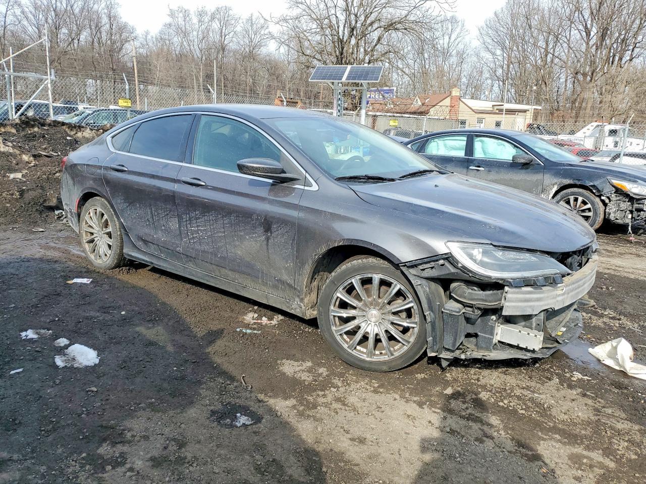 2015 Chrysler 200 Limited