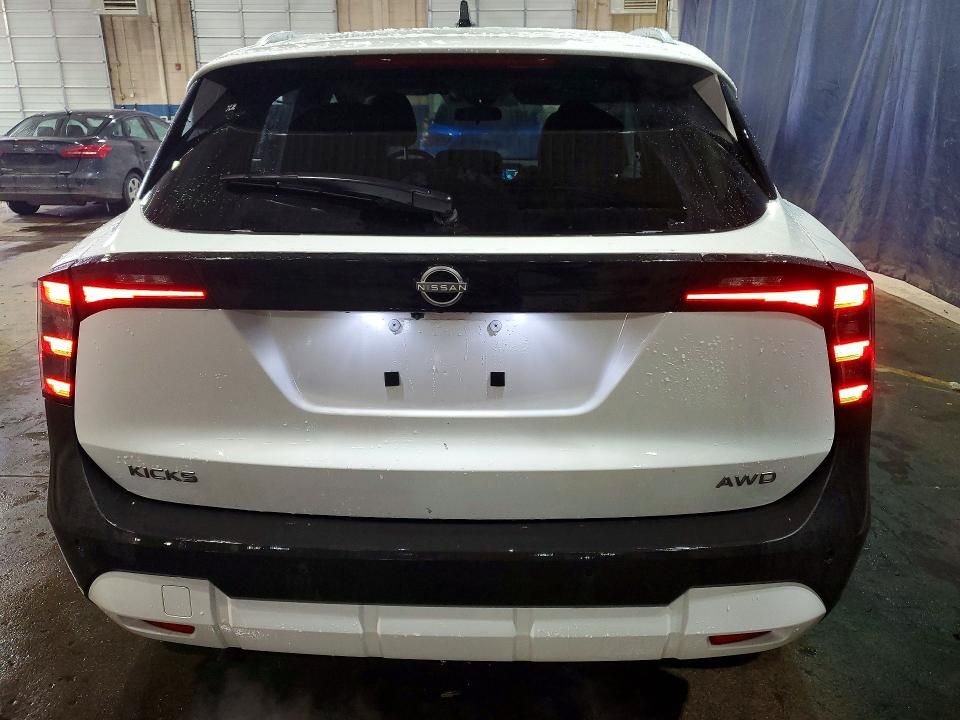 2026 Nissan Kicks sv