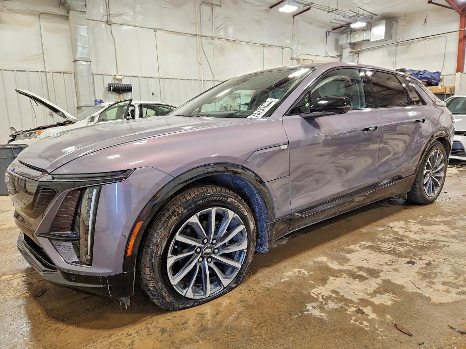 2024 Cadillac Lyriq Sport