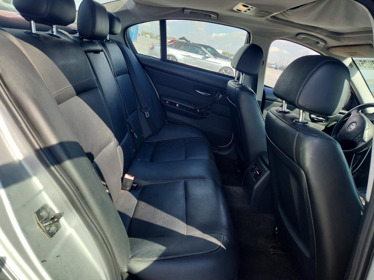 2011 BMW 328 xi Sulev