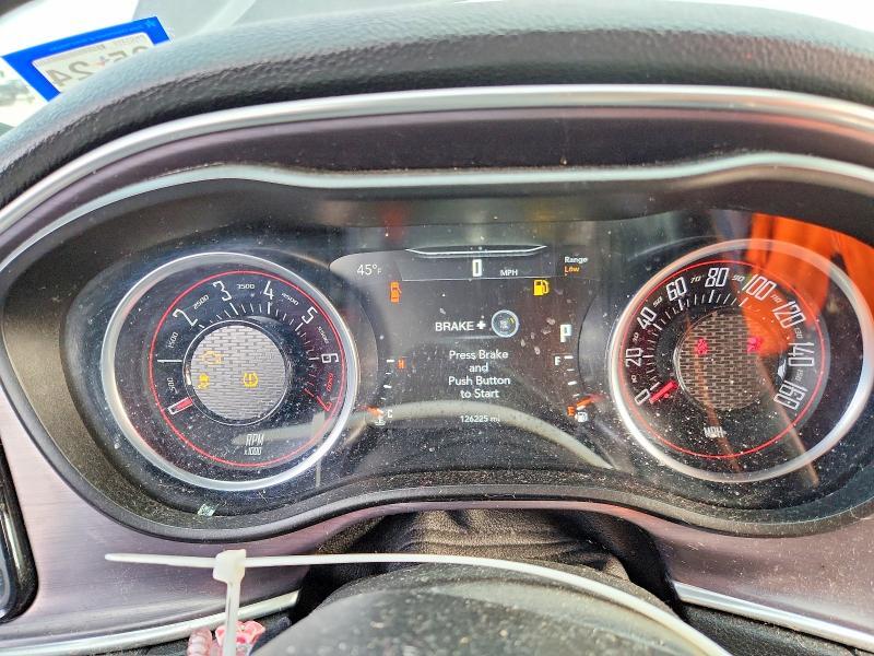 2017 Dodge Challenger sxt