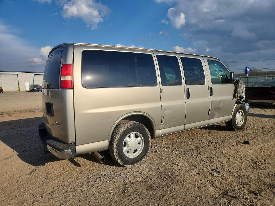 2004 GMC Savana G1500
