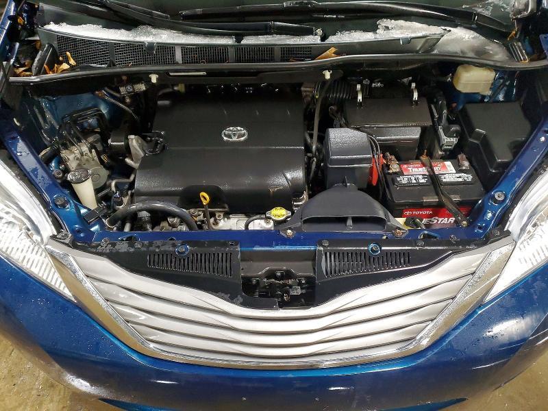 2012 Toyota Sienna xle