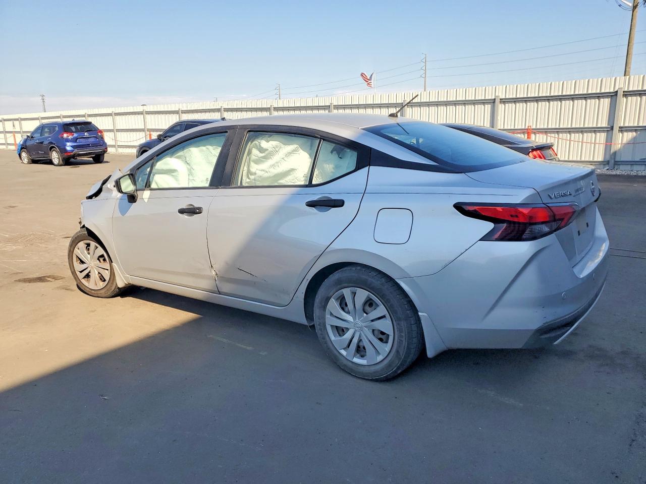 2020 Nissan Versa s
