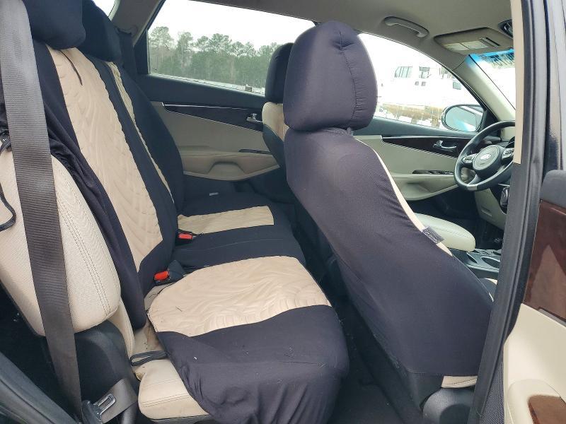 2017 KIA Sorento lx V6
