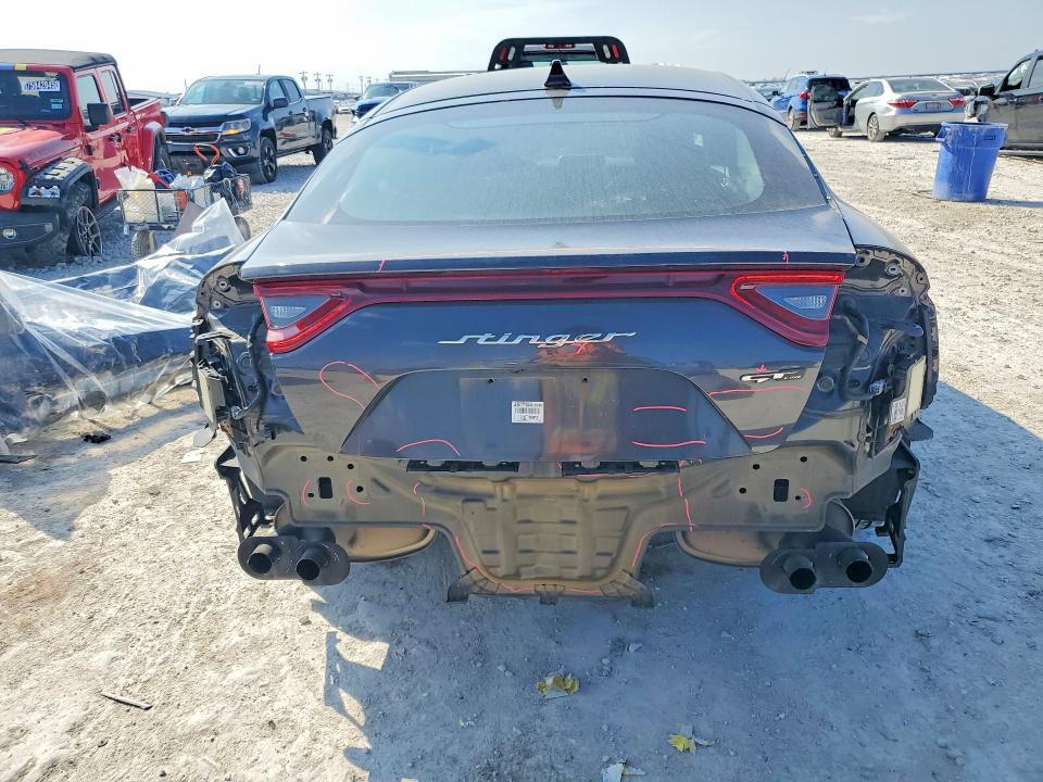 2021 KIA Stinger