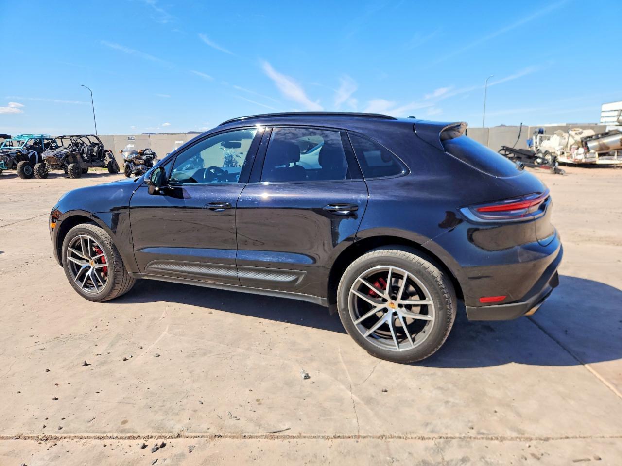 2022 Porsche Macan s
