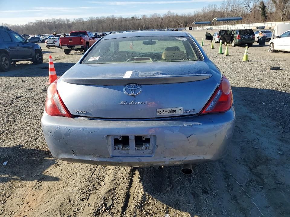 2004 Toyota Camry Solara se