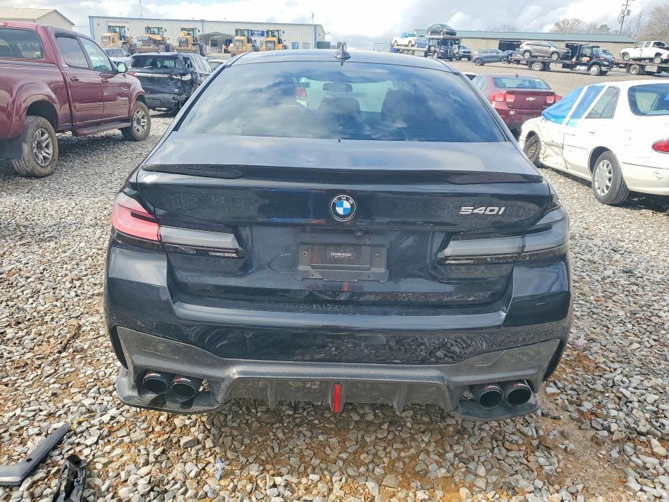 2021 BMW 540 i