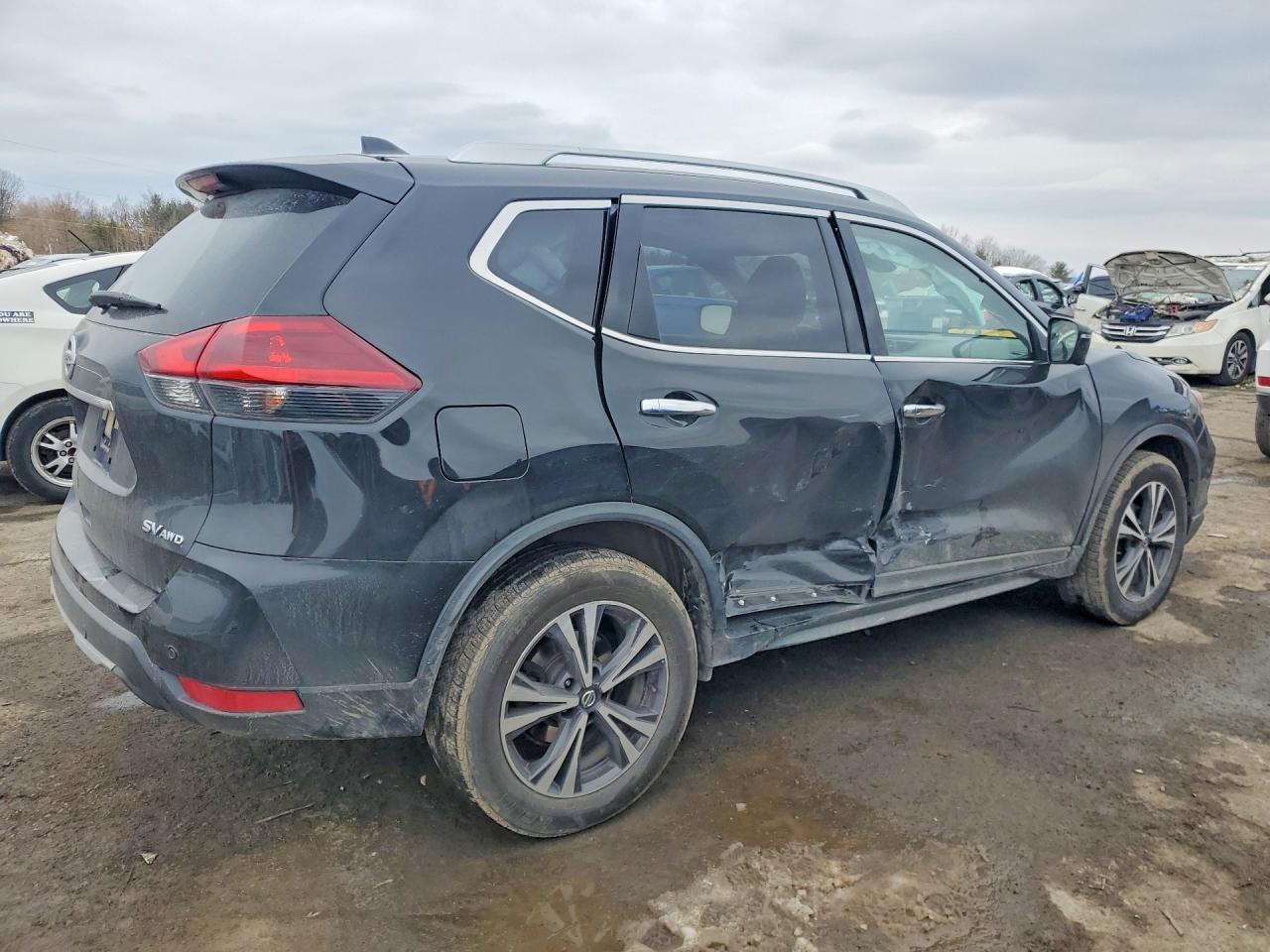 2019 Nissan Rogue sv