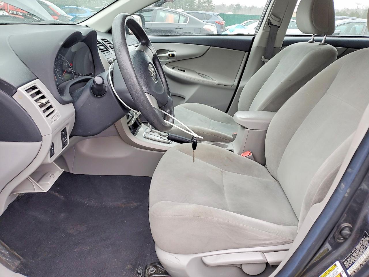 2011 Toyota Corolla le