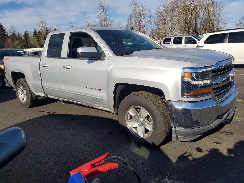 2018 Chevrolet Silverado K1500 lt