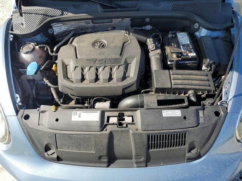 2019 Volkswagen Beetle s