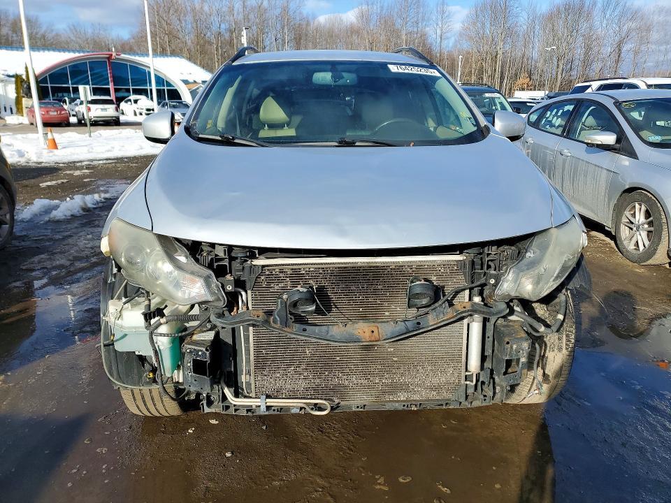 2013 Nissan Murano s