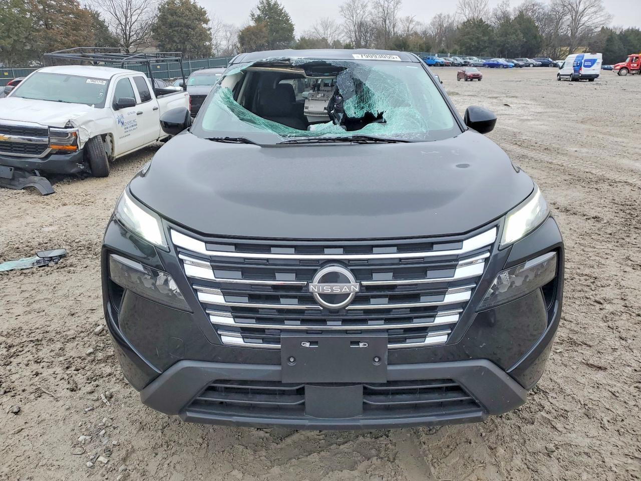 2024 Nissan Rogue sv