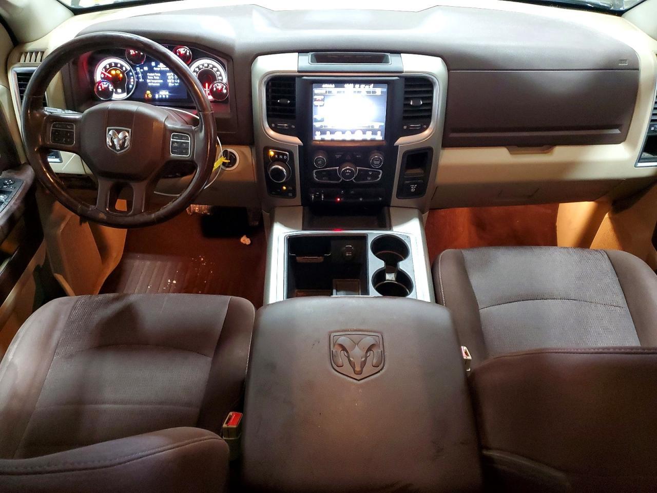 2014 Dodge Ram 1500 slt