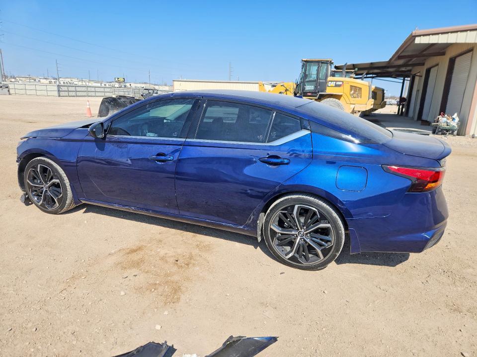 2023 Nissan Altima sr