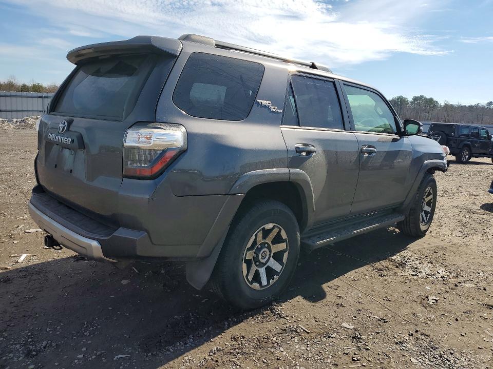 2019 Toyota 4runner trd off Road Premium