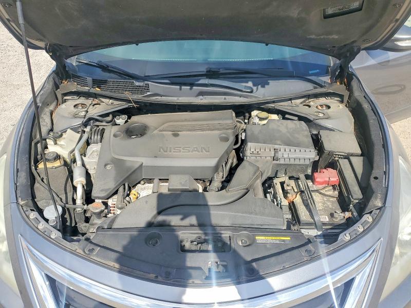 2015 Niss Altima